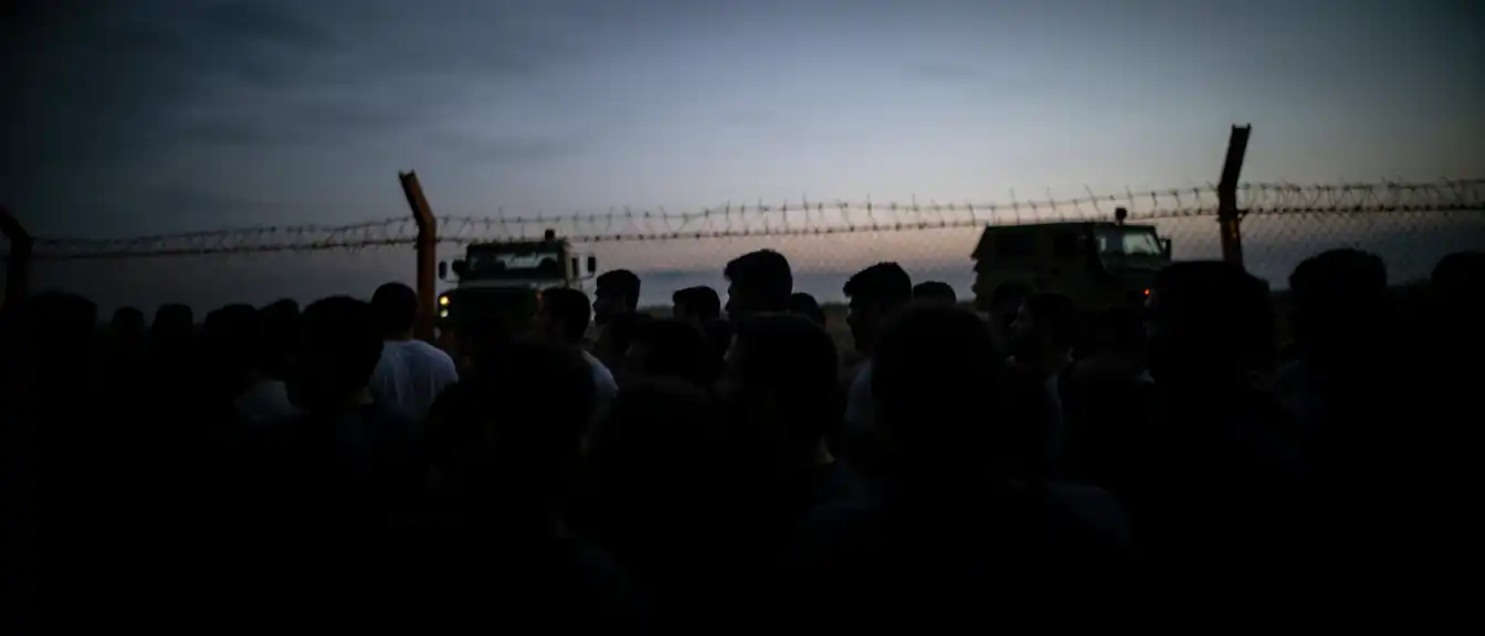 Граница на пределе: Испания вводит войска в Сеуту на фоне масштабного миграционного кризиса